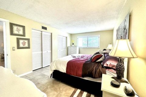 Copropriété à louer à Boynton Beach, Floride: 1 chambre, 70.42 m2 № 578604 - photo 12