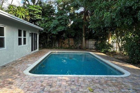 Casa en venta en Palm Beach Gardens, Florida, 2 dormitorios, 113.71 m2 № 871125 - foto 2