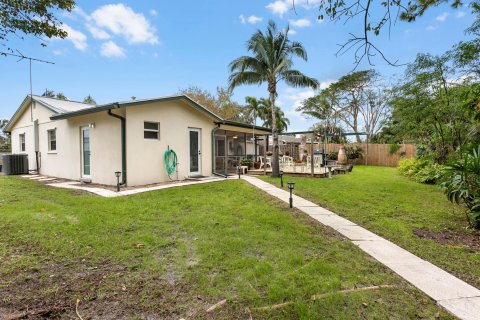 Villa ou maison à vendre à Jupiter, Floride: 3 chambres, 104.98 m2 № 965849 - photo 2