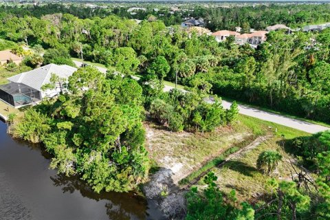 Terreno en venta en Port Charlotte, Florida № 1314303 - foto 3