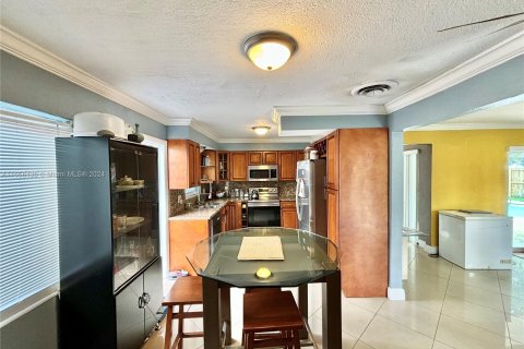 Casa en venta en Miramar, Florida, 3 dormitorios, 137.68 m2 № 1364858 - foto 6