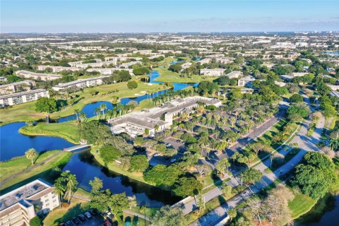 Condo in Coconut Creek, Florida, 2 bedrooms  № 1136470 - photo 7