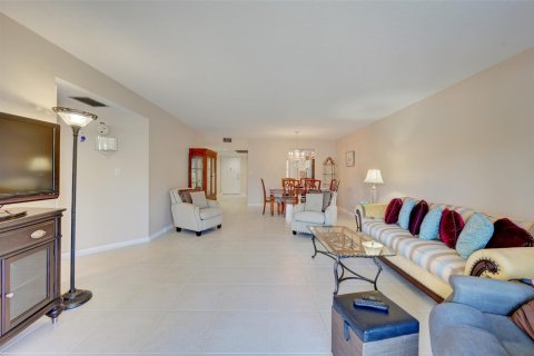 Condo in Coconut Creek, Florida, 2 bedrooms  № 1136470 - photo 25