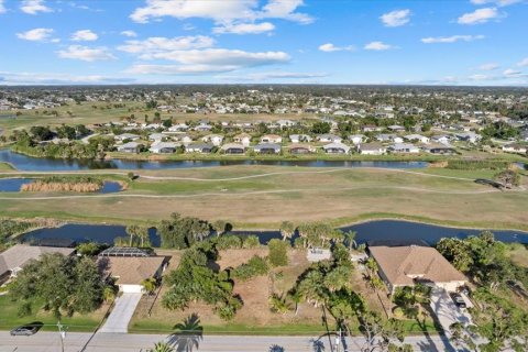 Terreno en venta en Rotonda, Florida № 1205199 - foto 4