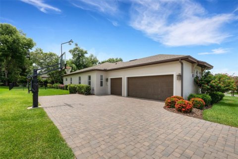 House in Lakeland, Florida 4 bedrooms, 270.72 sq.m. № 1255351 - photo 29