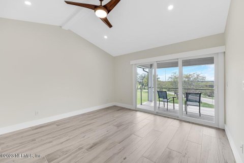 Duplex à vendre à Neptune Beach, Floride: 4 chambres, 167.22 m2 № 772479 - photo 13