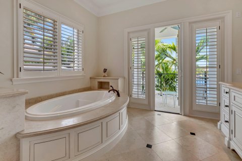 Villa ou maison à vendre à Highland Beach, Floride: 5 chambres, 685.06 m2 № 1178428 - photo 30