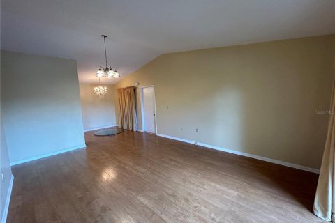 Condo in Orlando, Florida, 2 bedrooms  № 1363938 - photo 8