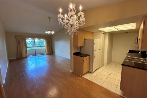 Condo in Orlando, Florida, 2 bedrooms  № 1363938 - photo 7