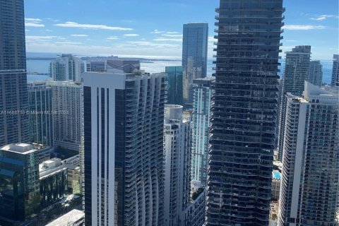 Condominio en venta en Miami, Florida, 2 dormitorios, 103.96 m2 № 1430192 - foto 1