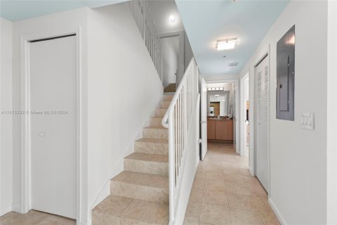 Copropriété à vendre à Miami, Floride: 2 chambres, 135.92 m2 № 1399118 - photo 8