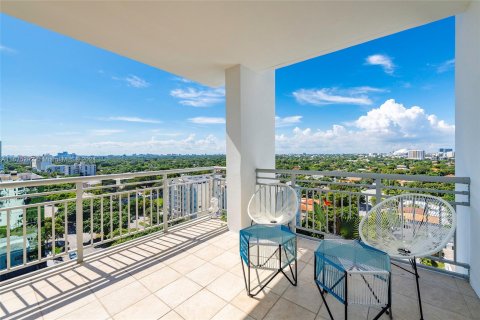 Condo in Miami, Florida, 2 bedrooms  № 1399118 - photo 30