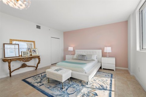 Copropriété à vendre à Miami, Floride: 2 chambres, 135.92 m2 № 1399118 - photo 12