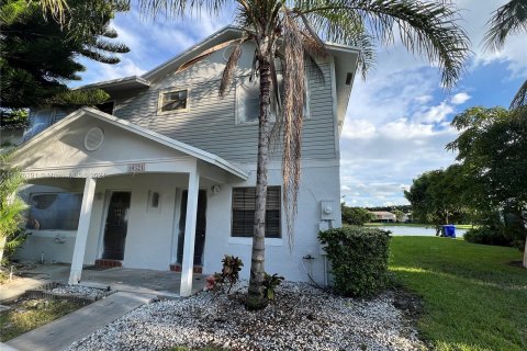 Villa ou maison à vendre à Pembroke Pines, Floride: 3 chambres, 123.75 m2 № 1399117 - photo 2