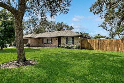 Casa en venta en Deltona, Florida, 3 dormitorios, 137.68 m2 № 1396514 - foto 2