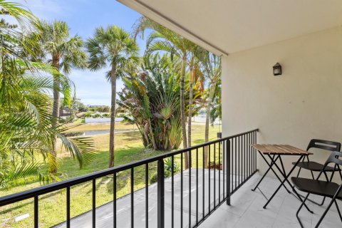 Touwnhouse à vendre à Pompano Beach, Floride: 2 chambres, 122.26 m2 № 579786 - photo 5