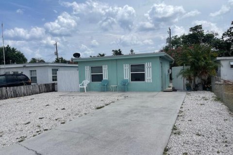 House in Lake Worth, Florida 2 bedrooms, 61.04 sq.m. № 1207723 - photo 21