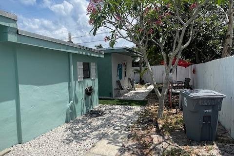 Casa en venta en Lake Worth, Florida, 2 dormitorios, 61.04 m2 № 1207723 - foto 8