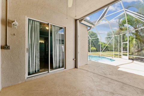 House in Wellington, Florida 4 bedrooms, 155.52 sq.m. № 1142196 - photo 20