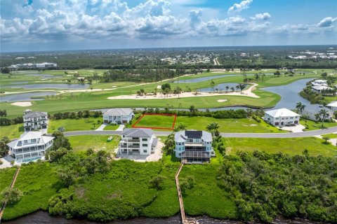 Terreno en venta en Englewood, Florida № 1308120 - foto 12