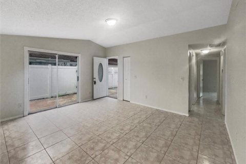 Villa ou maison à vendre à Tampa, Floride: 3 chambres, 86.77 m2 № 1379960 - photo 3