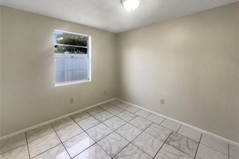 Casa en venta en Tampa, Florida, 3 dormitorios, 86.77 m2 № 1379960 - foto 13