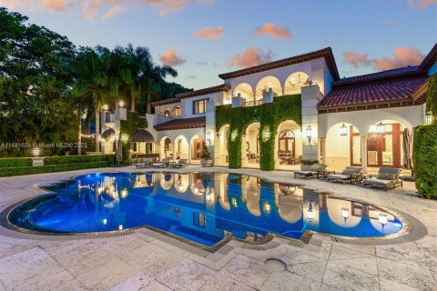Villa ou maison à vendre à Coral Gables, Floride: 10 chambres, 1103.96 m2 № 839156 - photo 28
