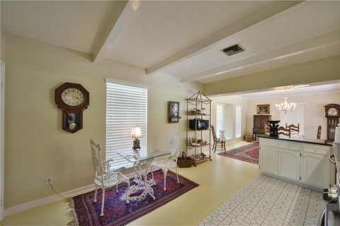 Купить коммерческую недвижимость в Окала, Флорида 371.79м2, № 213795 - фото 5