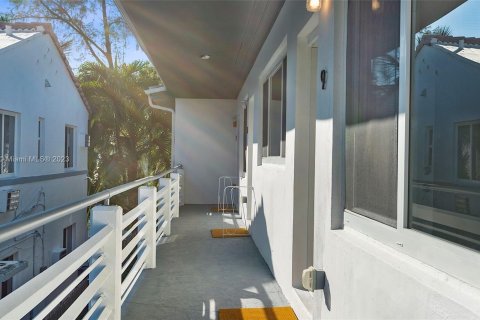 Купить коммерческую недвижимость в Майами-Бич, Флорида № 339341 - фото 17