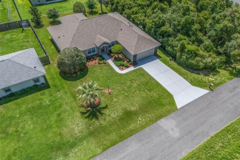 Villa ou maison à vendre à Ocala, Floride: 3 chambres, 235.88 m2 № 1314667 - photo 2