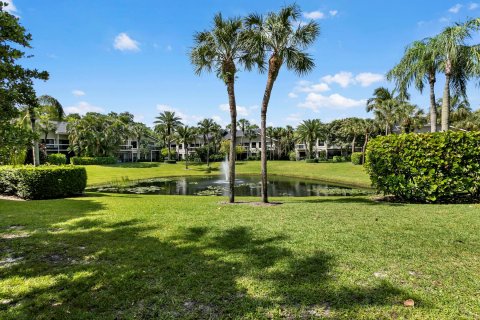 Condo in Wellington, Florida, 2 bedrooms  № 1139100 - photo 11