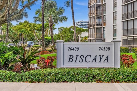 Condo in Aventura, Florida, 1 bedroom  № 1413885 - photo 1