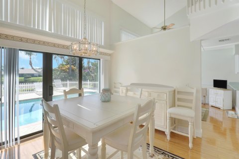 Casa en venta en Hobe Sound, Florida, 3 dormitorios, 207.73 m2 № 720679 - foto 3