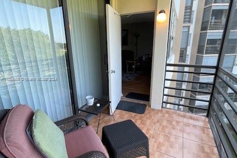 Copropriété à vendre à Pembroke Pines, Floride: 1 chambre, 68.75 m2 № 1170581 - photo 27