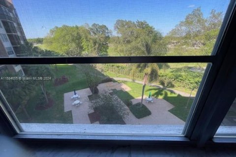 Copropriété à vendre à Pembroke Pines, Floride: 1 chambre, 68.75 m2 № 1170581 - photo 26