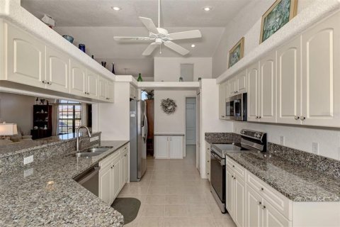 Casa en venta en Port Charlotte, Florida, 3 dormitorios, 188.59 m2 № 351209 - foto 23
