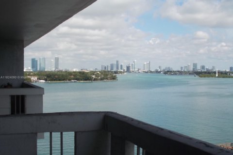 Copropriété à vendre à Miami Beach, Floride: 1 chambre, 75.25 m2 № 1270809 - photo 11