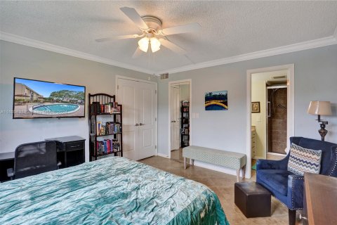 Condo in Sunrise, Florida, 2 bedrooms  № 1223037 - photo 21