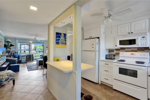 Copropriété à vendre à Sunrise, Floride: 2 chambres, 78.97 m2 № 1223037 - photo 12