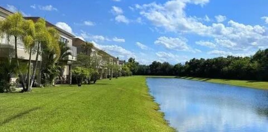 Townhouse in Vero Beach, Florida 2 bedrooms, 139.35 sq.m. № 1116991