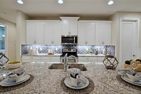 House in SOLARA RESORT in Kissimmee, Florida 9 bedrooms, 406.73 sq.m. № 1277743 - photo 7