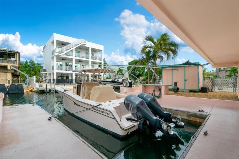 Villa ou maison à vendre à Key Largo, Floride: 4 chambres, 283.17 m2 № 809170 - photo 22