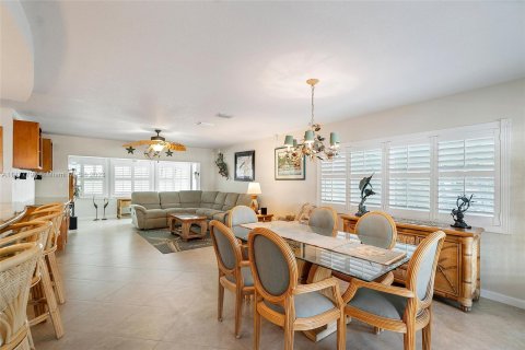 Villa ou maison à vendre à Key Largo, Floride: 4 chambres, 283.17 m2 № 809170 - photo 25