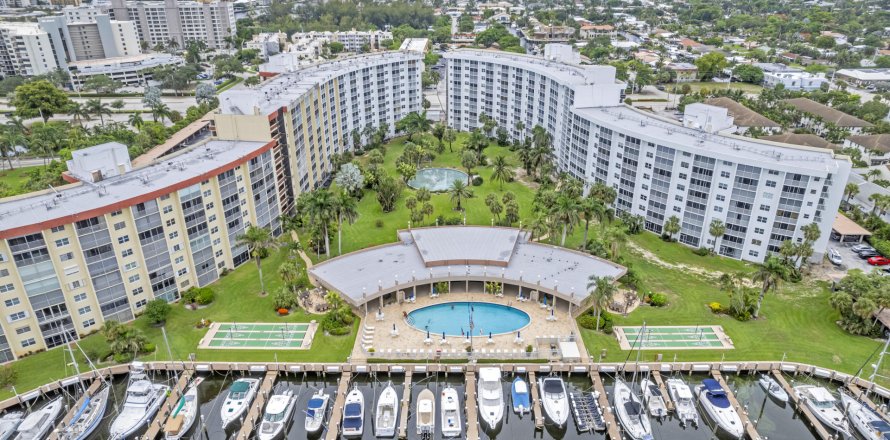 Condo in Pompano Beach, Florida, 2 bedrooms  № 1229299