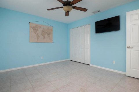 House in North Port, Florida 3 bedrooms, 163.14 sq.m. № 348222 - photo 29