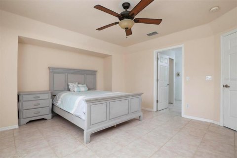 Villa ou maison à vendre à North Port, Floride: 3 chambres, 163.14 m2 № 348222 - photo 23