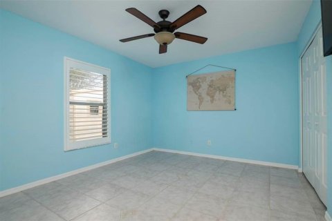 House in North Port, Florida 3 bedrooms, 163.14 sq.m. № 348222 - photo 28