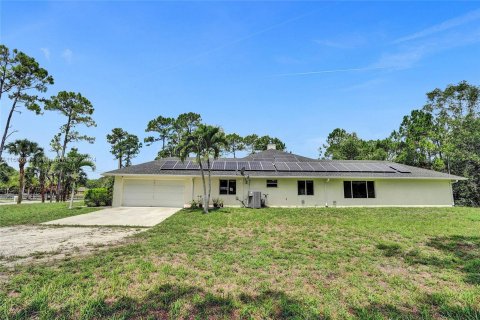 Villa ou maison à vendre à Loxahatchee Groves, Floride: 4 chambres, 289.3 m2 № 1233626 - photo 16