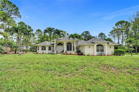 House in Loxahatchee Groves, Florida 4 bedrooms, 289.3 sq.m. № 1233626 - photo 14