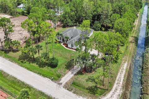 Villa ou maison à vendre à Loxahatchee Groves, Floride: 4 chambres, 289.3 m2 № 1233626 - photo 8